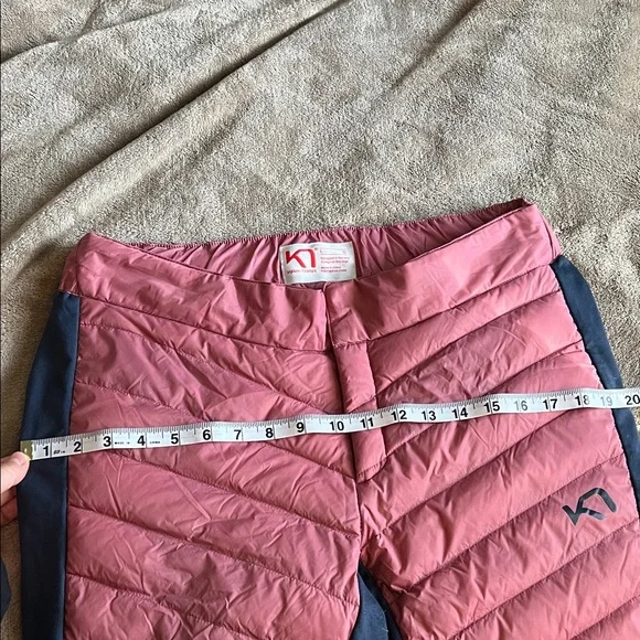 EUC - down puffer 3/4 pants - L Kari Traa Eva High Waist Capri - navy/pink - Picture 5 of 11